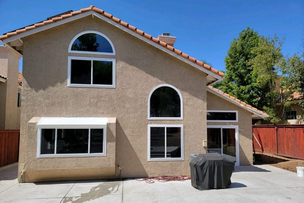 How to Pair Exterior Heat Reflective Coating with New Windows for Maximum Savings