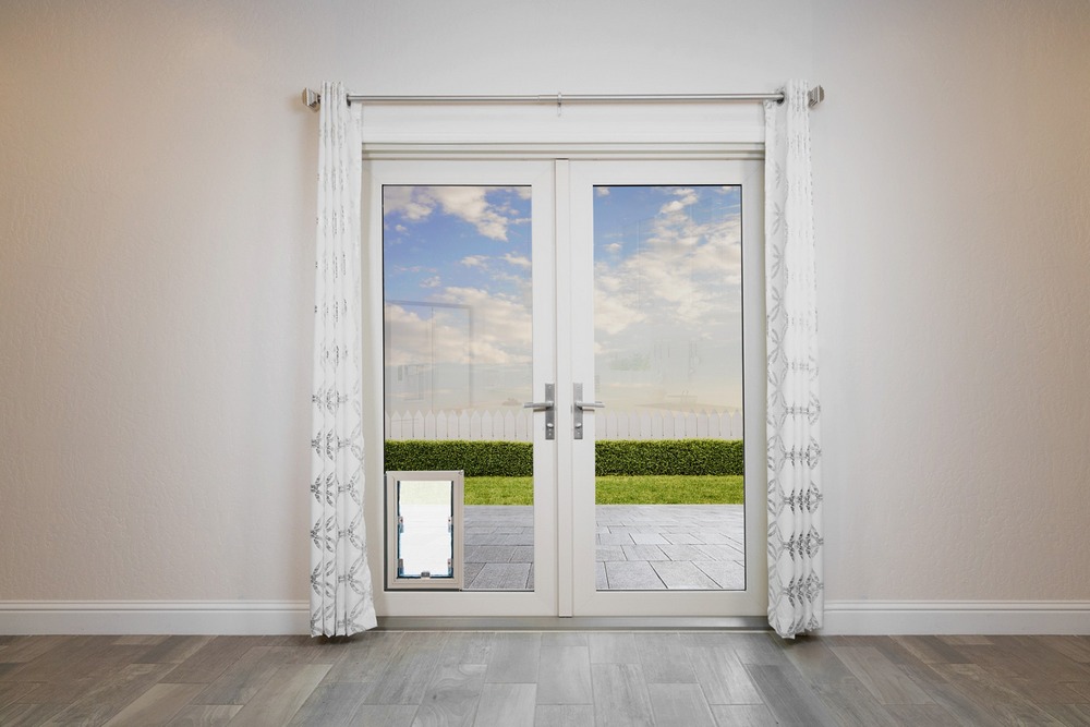 When to Upgrade to Low-Maintenance Vinyl Frames with In-Glass Pet Doors
