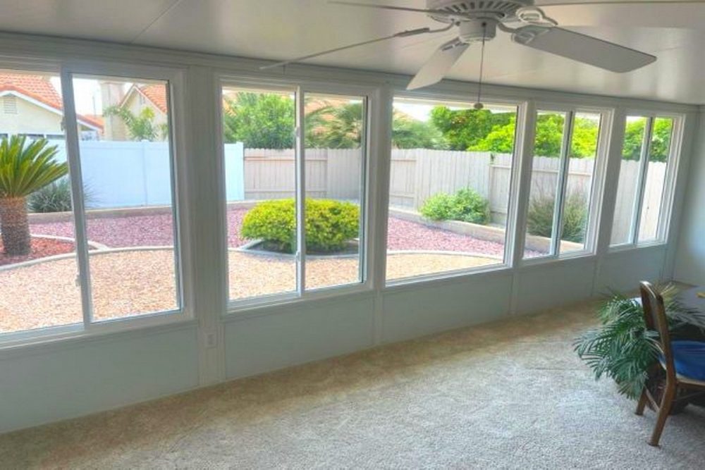 Benefits of Climate-Controlled Sunrooms for Expanding Your Living Space Year-Round